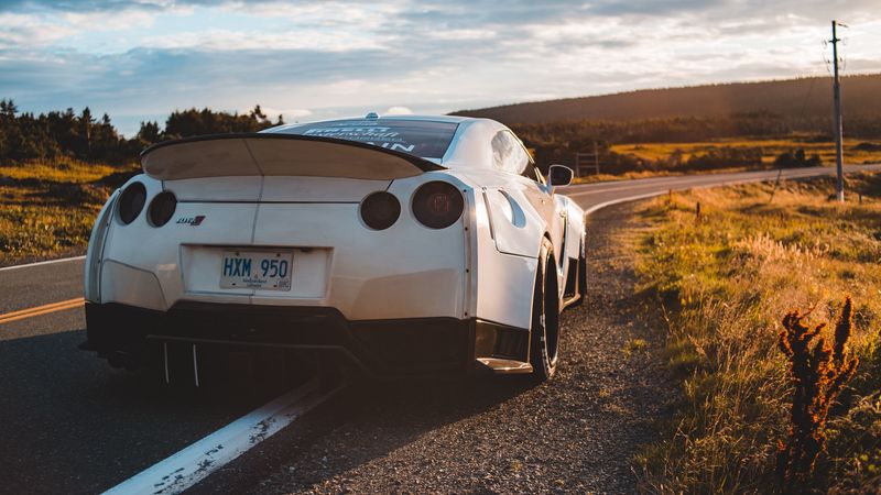 白车身战神GT-R等多款日产跑车后视图 4K壁纸