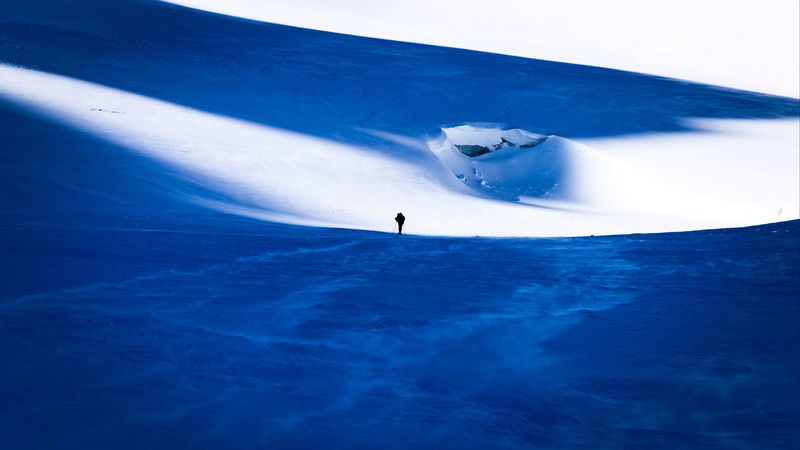 雪山剪影壁纸合集 清冷冬日氛围感拉满