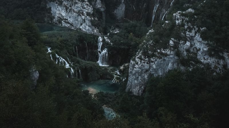 绝美山川瀑布航拍壁纸合集
