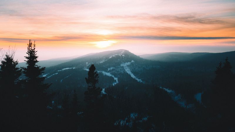 绝美金昏雾景山林壁纸合集