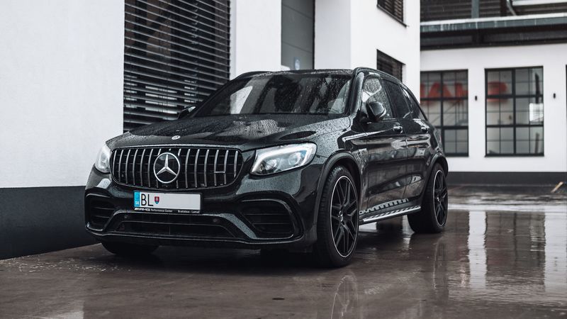 黑色奔驰汽车正脸实拍 4K超清壁纸合集