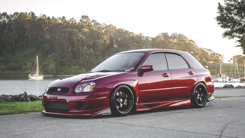 斯巴鲁翼豹改装旅行车 彩色轮毂高清壁纸