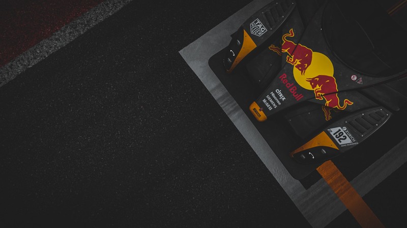 《地平线4里的 Radical RXC 赛车高清壁纸》