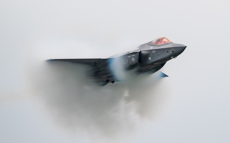 洛克希德·马丁F-35闪电II战机高清壁纸合集