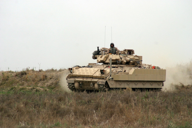 帅气布雷德利步战车高清壁纸合集