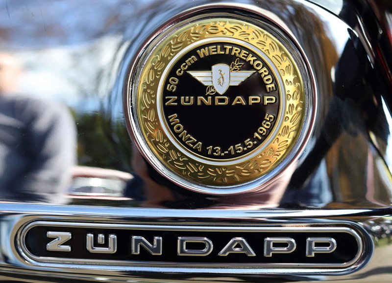 复古机车聚会高清壁纸