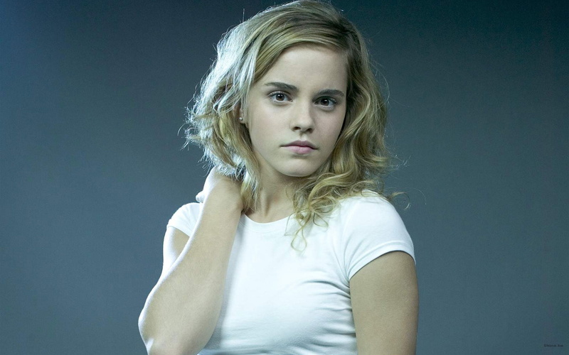 金发女郎搭配马术与杂志大片 绝美壁纸合集