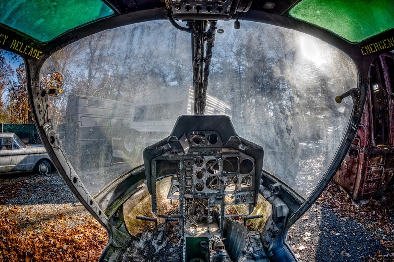 车祸直升机高清壁纸