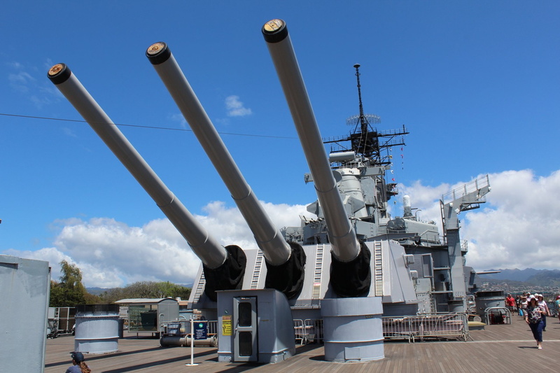 绝美战舰壁纸合集：密苏里号等经典名舰高清大图