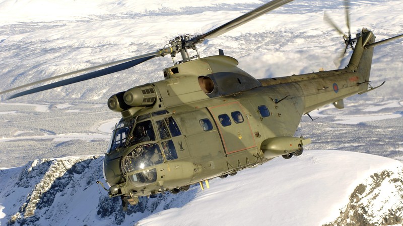 欧洲空军EC225超级美洲豹战机直升机高清壁纸