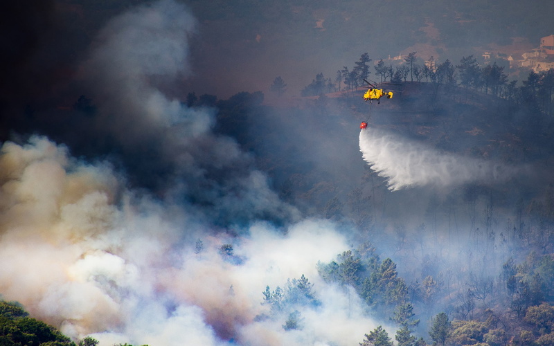 这款消防直升机壁纸太绝了！5K高清画面直接拉满