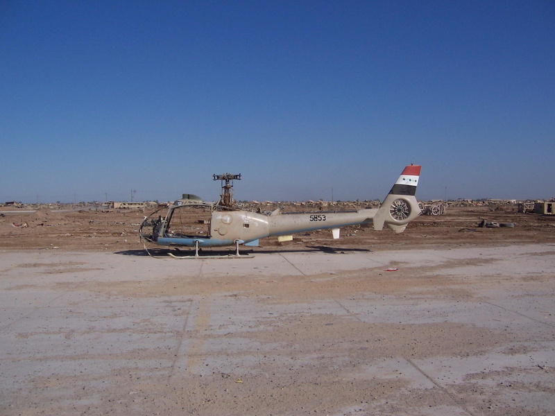 破损直升机壁纸合集