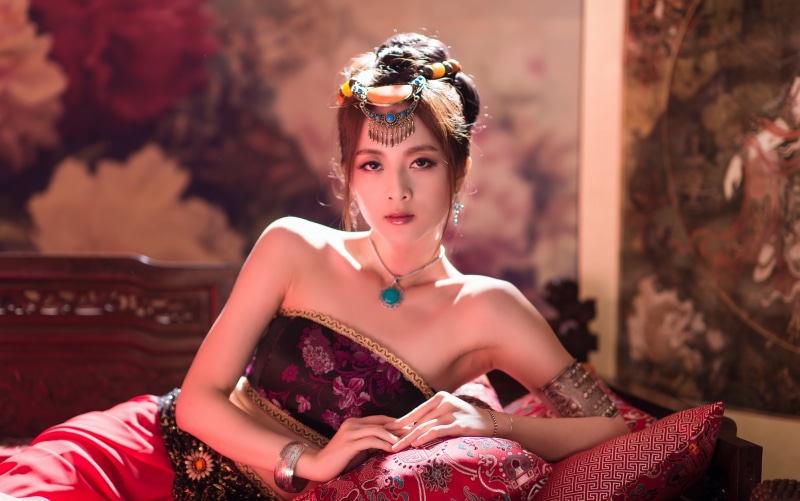 亚洲少女氛围感人像壁纸合集